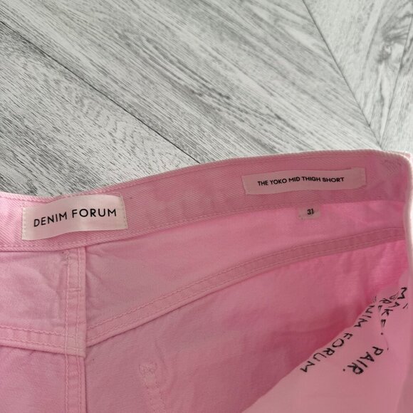 Aritzia | The Yoko Mid Thigh Short in Pink - Size 31 - Picture 8 of 13